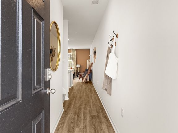 2nd image of 273 Sound Cir