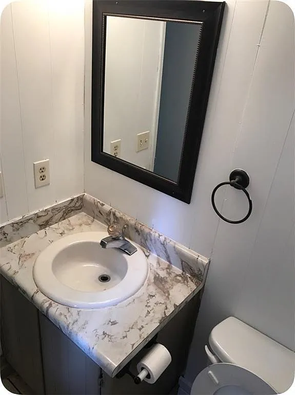 4 bed, 1200 sqft, $1,950 — Photo 2