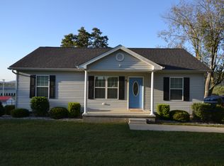 160 McCall St, South Carthage, TN 37030