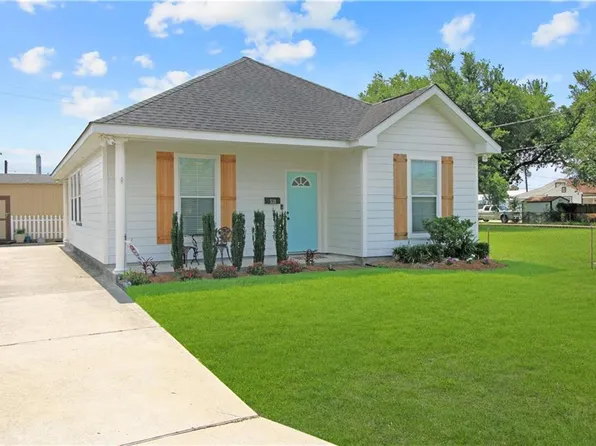 530 Marino Dr, Norco, LA 70079