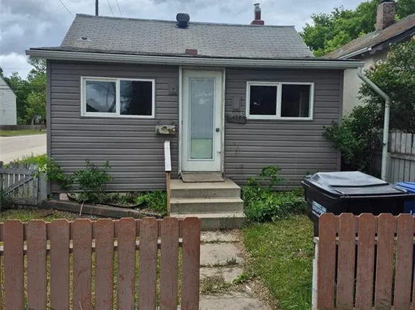400 J AVENUE S, Saskatoon, SK S7M 2A6