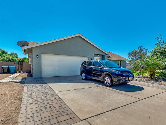 2nd image of 3147 W Meadow Dr