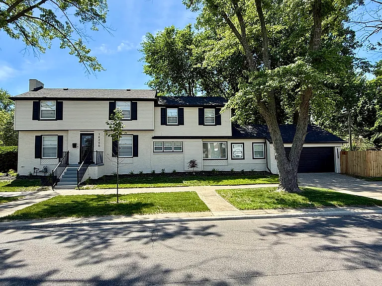 16350 Mack Ave — Photo 1
