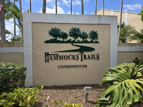 15320 SW 106th Ter APT 1108, Miami, FL 33196