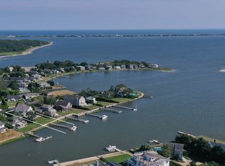 5 Middle Pond Ln, Southampton, NY 11968