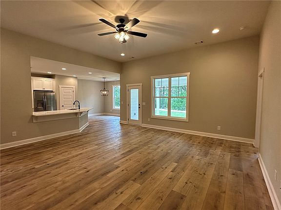 3rd image of 1303 Lee Road 117