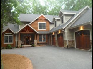 N72W38508 Lang Rd, Oconomowoc, WI 53066