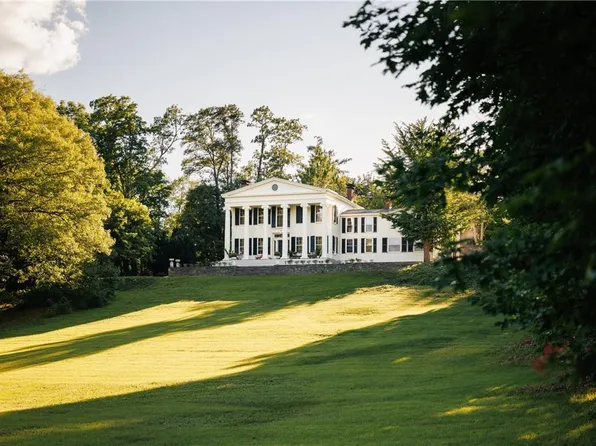 1689 Broadway, West Park, NY 12493