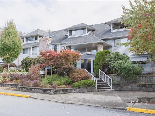 11578 225th St #214, Maple Ridge, BC V2X 9W7