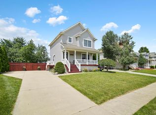 3662 Country Side Dr, Adrian, MI 49221