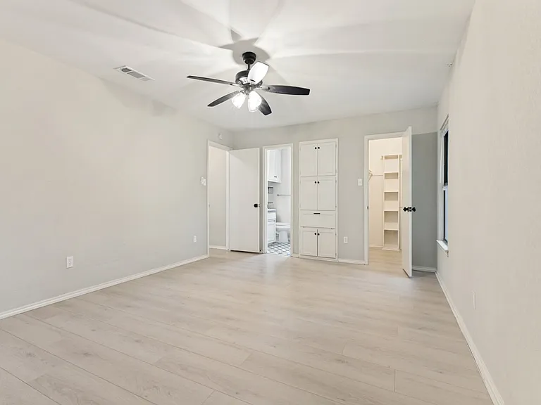 2313 Harvest Glen Ct — Photo 12