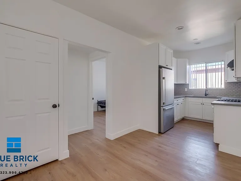 5312 Corteen Pl #16 — Photo 14
