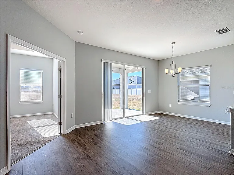 840 Sydney St — Photo 21