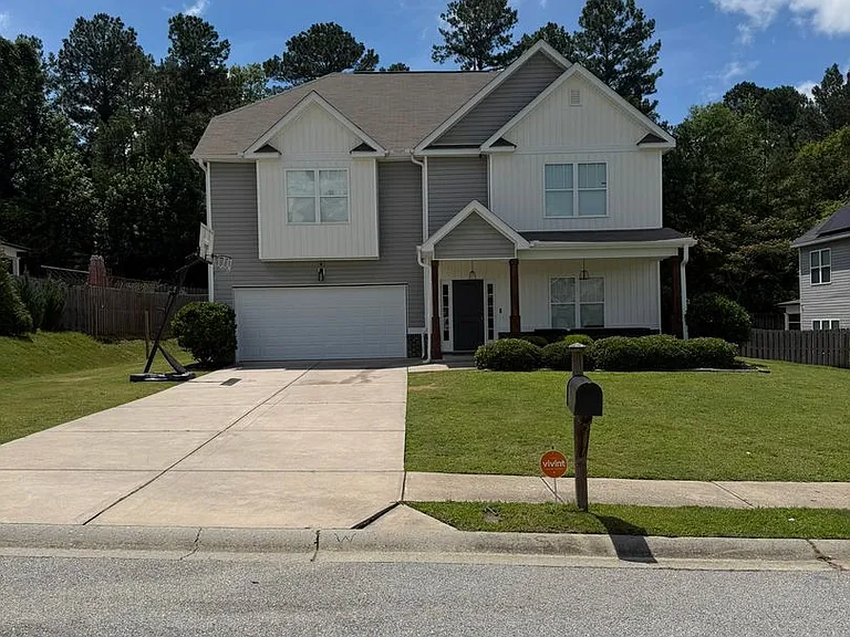 2428 Orchard Dr — Photo 1