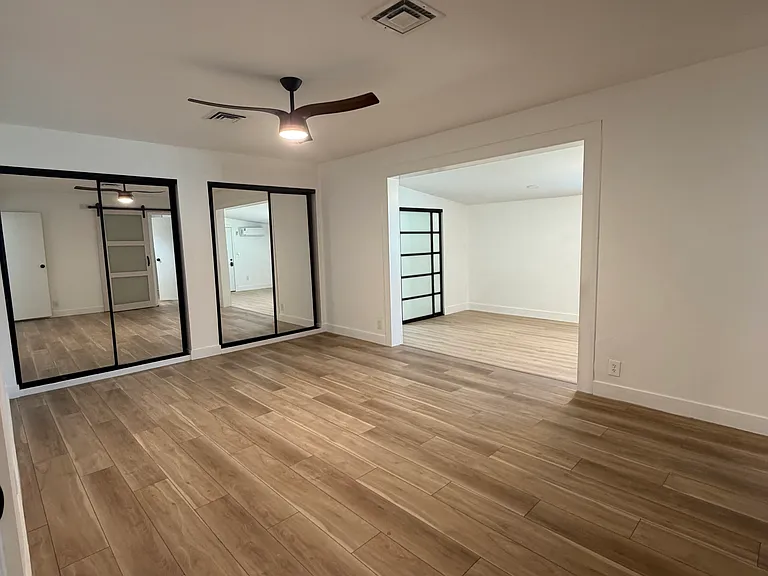 3420 W Warm Springs Rd — Photo 27