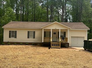 105 Fernbank Dr, Alpharetta, GA 30004