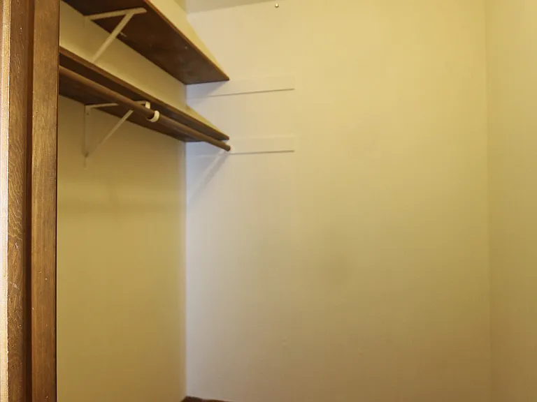 Apache Manor Apartments — Photo 24
