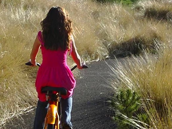 Paved trails in Shorepine Vi