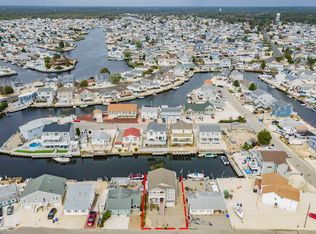 15 Joy Rd, Manahawkin, NJ 08050