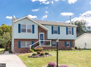 746 W Myrtle St, Littlestown, PA 17340