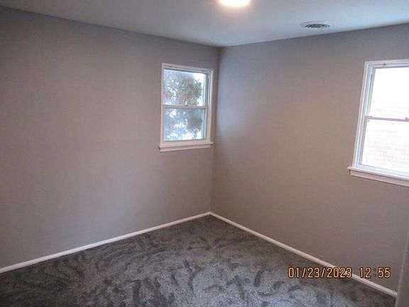 5th image of 25046 Annapolis St