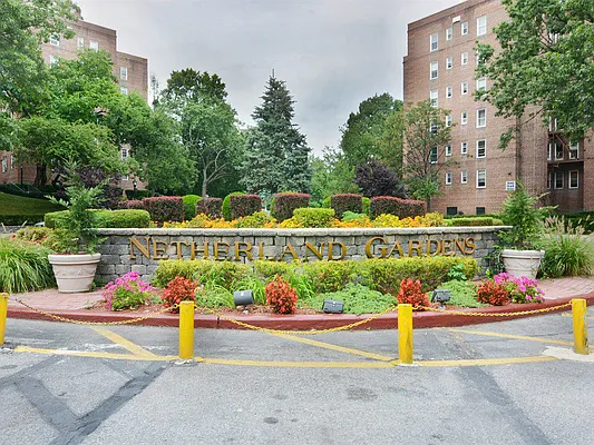 Sold by Robert E. Hill  | media 1