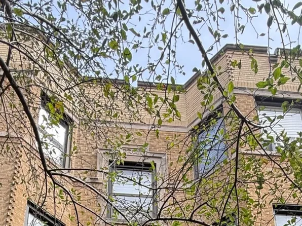539 W Brompton Ave APT 1B, Chicago, IL 60657