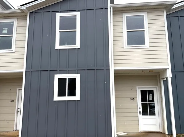 109 Blaze Dr, Nicholasville, KY 40356