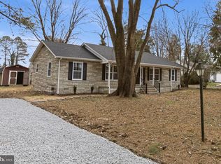 192 E Banbury Rd, Tappahannock, VA