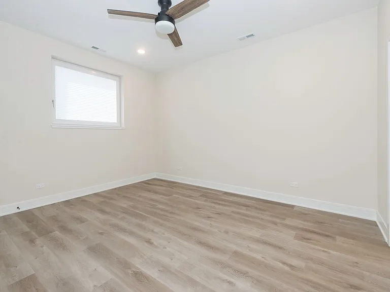 3762 S Indiana Ave #3 — Photo 15