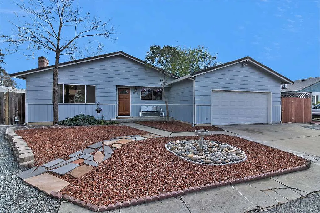 1852 Saint Phillip Ct photo 1