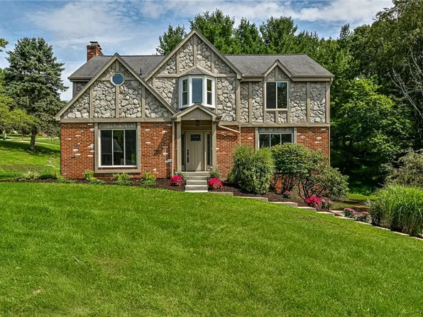 10022 Oakridge Dr, Wexford, PA 15090