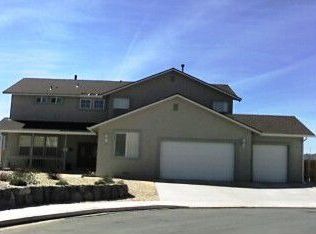 18572 Spicer Lake Ct, Reno, NV 89508