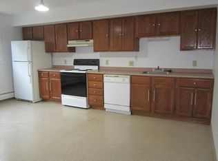 44 Morgan Rd, Hubbardston, MA 01452