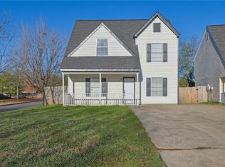15 Brighton Ct, Cartersville, GA 30121