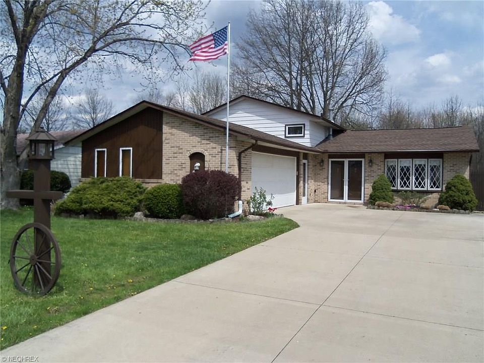 1st image of 136 Valley Forge Cir