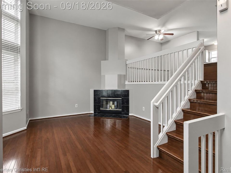 127 N Georgetown Sq, photo 5