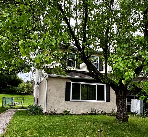 54 Ivy Ct Photo 1