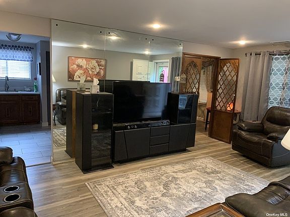 2nd image of 188 Blue Ridge Dr #188