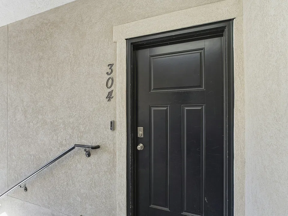 13239 Dominica Ln
