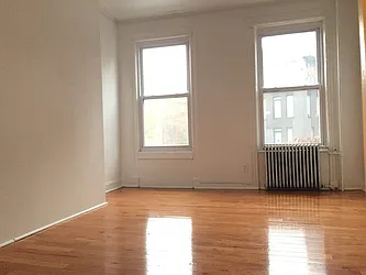 Rented by Nolita Group