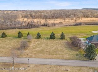 Eagle Dr, Jackson, MI 49201