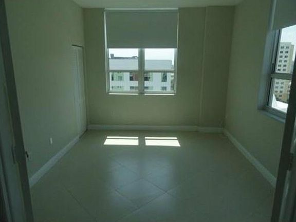 3rd image of 2275 Biscayne Bay Dr #901