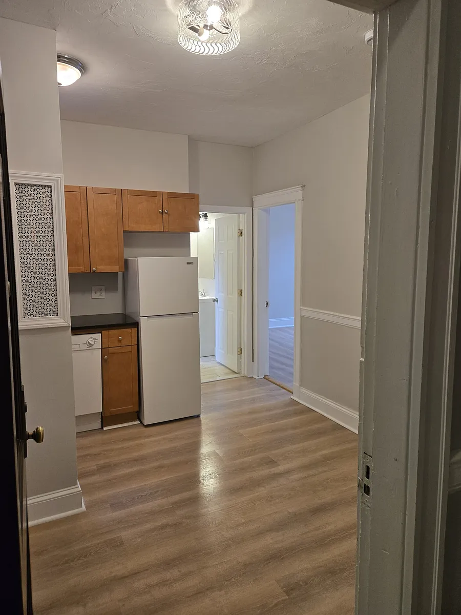 Photo 2 of 14 - 1193 Commonwealth Ave #17 - Boston, MA Building Photo - 1193 Commonwealth Ave #17