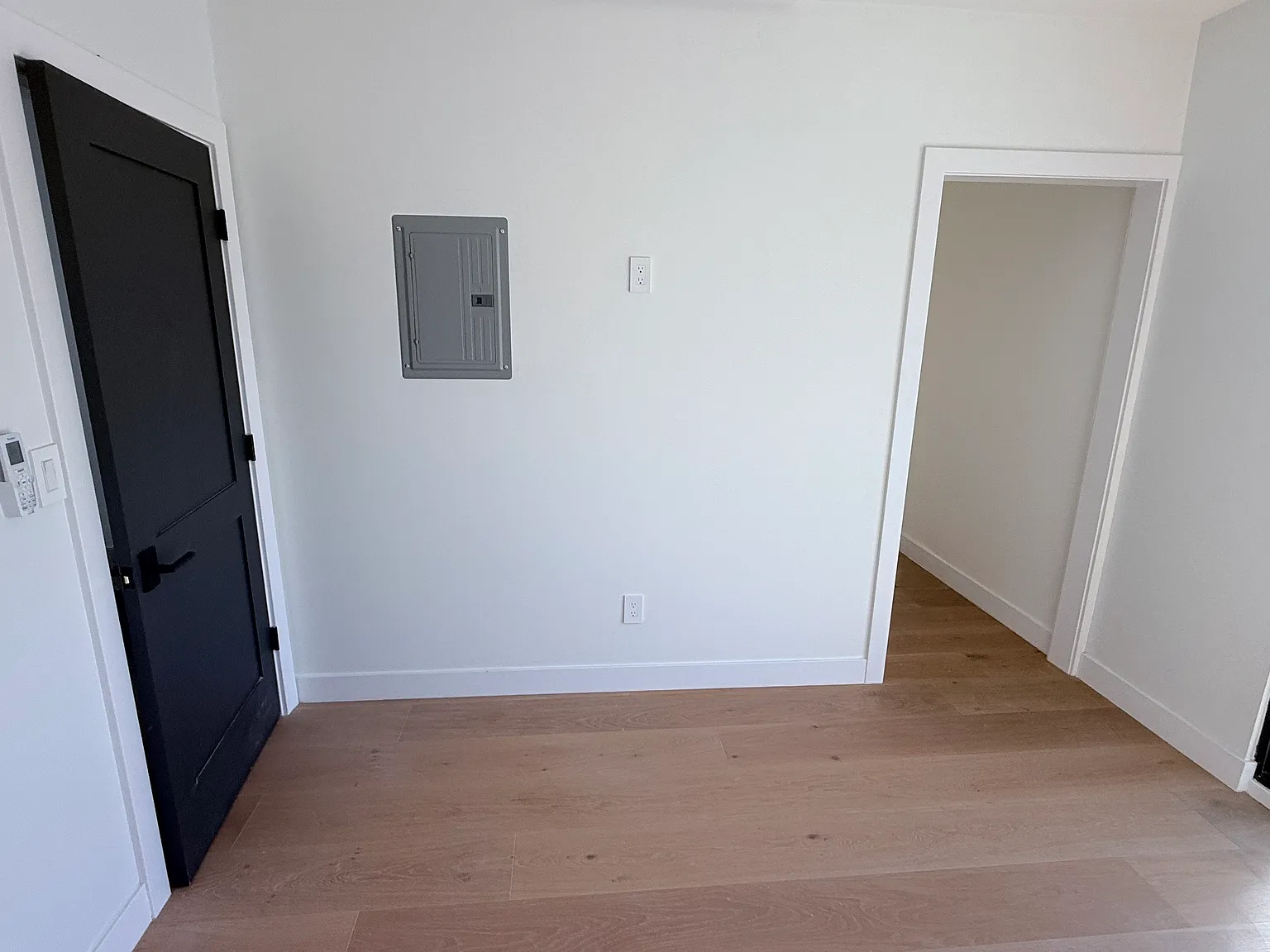 1 bed, 800 sqft, $2,700 — Photo 4