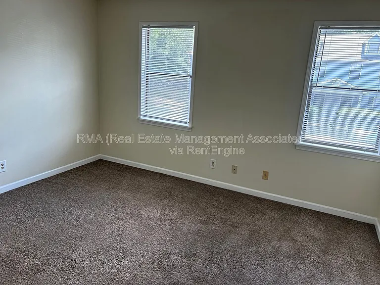 128 Westwind Ct — Photo 5