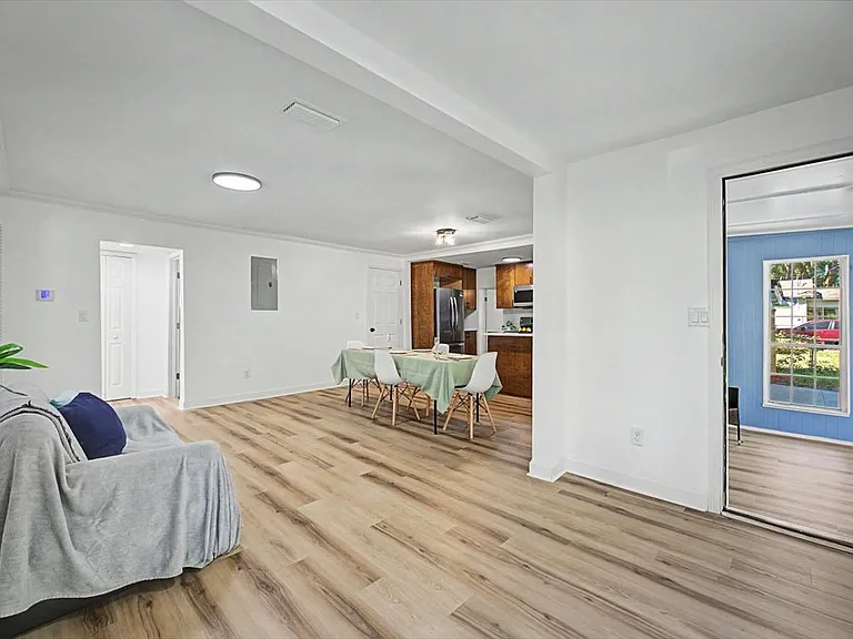 2520 Larsen Rd — Photo 15