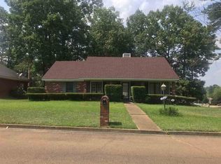 1888 Lincolnshire Blvd, Ridgeland, MS 39157