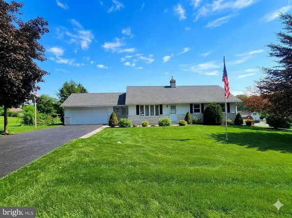 134 Meadow Ln, Abbottstown, PA 17301