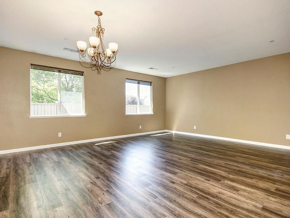1st image of 1923 Kindelt Way